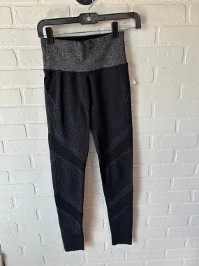 Athletic Leggings By Athleta In Black & Silver, Size: 4