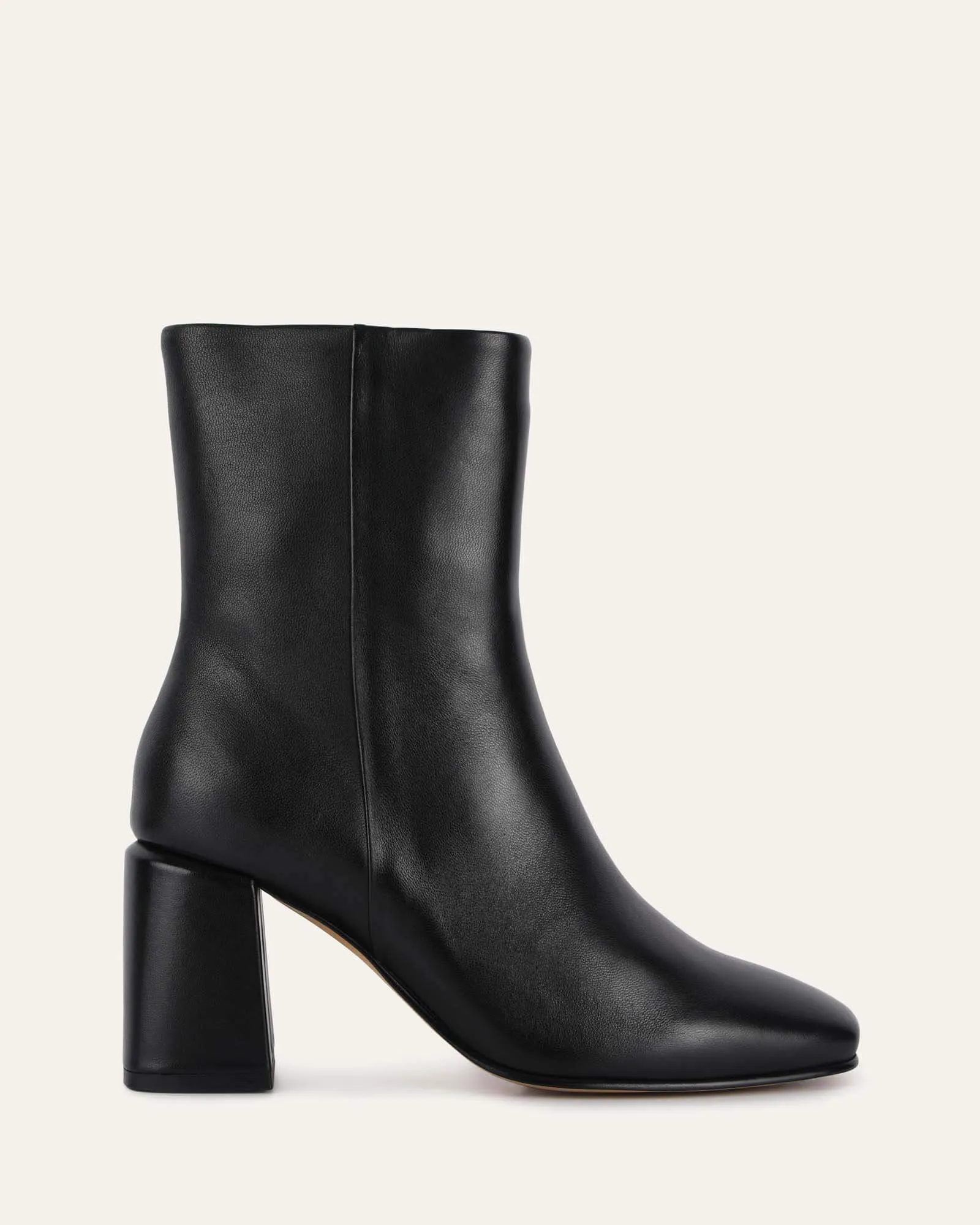 DAKOTA MID ANKLE BOOTS BLACK LEATHER